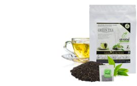 green-tea-wisth-leaf